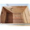 Image 2 : "Pyramid" Canadian apple wood crate - 19.5"x12"x11"H
