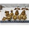 Image 1 : Assorted brass fruit bells