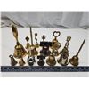 Image 1 : Brass bells - assorted
