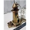Image 2 : Tin musical lighthouse