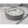 Image 4 : Edwards large electric vintage wall clock - works, 13" across