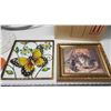 Image 2 : Collection of décor items - Cat picture, metal butterfly, box of plate/pic holders, etc.