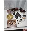 Image 1 : Collection of horse items - ornaments, wall plaque, tin, etc.