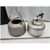 Image 6 : 2 Vintage aluminum kettles