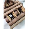Image 5 : Décor wooden log cabin