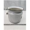 Image 1 : Enamel pot