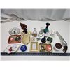 Image 1 : Collection of treasures - Bells, décor plates, figurines, etc.