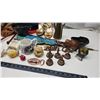 Image 3 : Large collection of treasures - Figurines, shoes, figurine pencil sharpeners, etc.