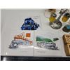 Image 2 : Collection of décor tiems - Train coasters, angels, candle holders, etc.