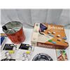 Image 4 : Collection of assorted vintage items