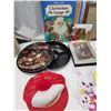 Image 2 : Large assorted treasures