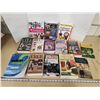 Image 1 : Assorted antique collectible guide books
