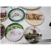 Image 3 : Assorted decorative plates