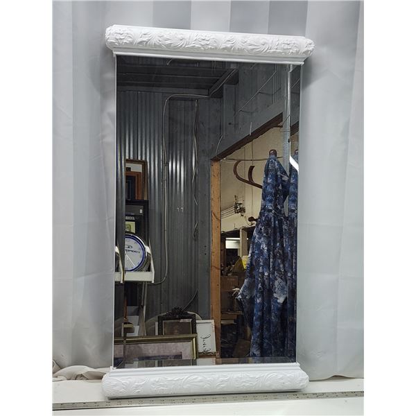 Nice wall hanging mirror - 20x35"H