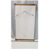 Image 3 : Nice wall hanging mirror - 20x35"H
