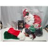 Image 1 : Assorted Christmas décor - Giant santa, etc.