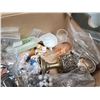 Image 8 : Collection of assorted treasures
