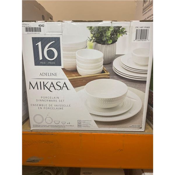 Mikasa Adeline Porcelain Dinner Ware Set 16 Piece