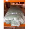 Image 2 : Queen Size Blanket for Bed - Olive Green Queen Blanket Winter Polyester Blanket Fuzzy Cozy Soft Plus