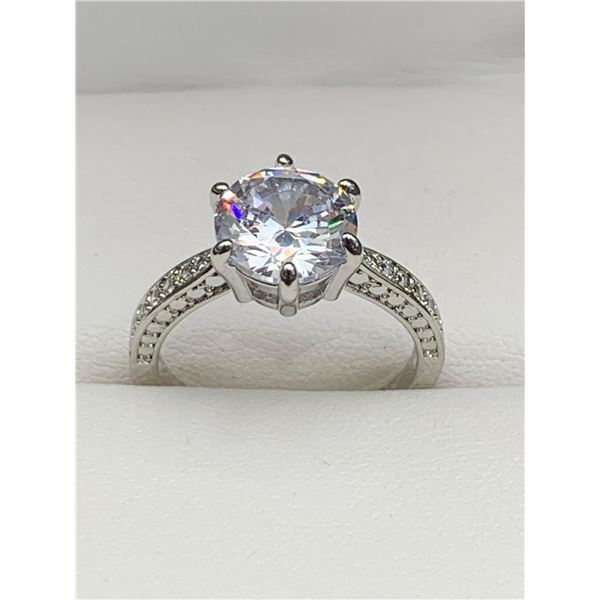 Ladies Brilliant Cut 1.0 Carat Solitaire Claw Set in .925 Silver Engagement Ring