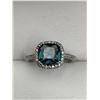 Image 4 : Vintage Filigree Style Blue Topaz 1.0 Carat Solitaire Dress Ring