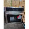 Image 1 : Frigidaire FCWS2727AS Single Wall Oven, 27 inch Exterior Width, Convection, Self Clean, 3.8 cu. ft.