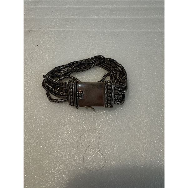 Bracelet marked 925 Thai