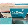 Image 4 : Hanimex la Ronde 35mm color slide projector with slide reels