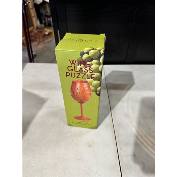 Wine glass puzzle