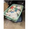 Image 1 : Bin of yarn