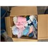 Image 1 : Box of yarn