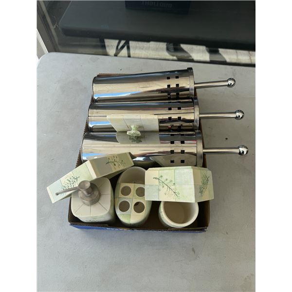 Bathroom accessories