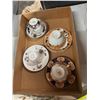 Image 2 : Tea cups and saucers