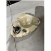 Image 1 : Alabaster ashtray with lighter