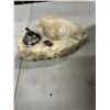 Image 2 : Alabaster ashtray with lighter