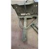 Image 3 : P8500 Superwinch With Mounting Brackets