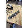 Image 3 : 3/8" Air Ratchet Sockets/Air Chisel With Bits