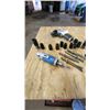 Image 4 : 3/8" Air Ratchet Sockets/Air Chisel With Bits