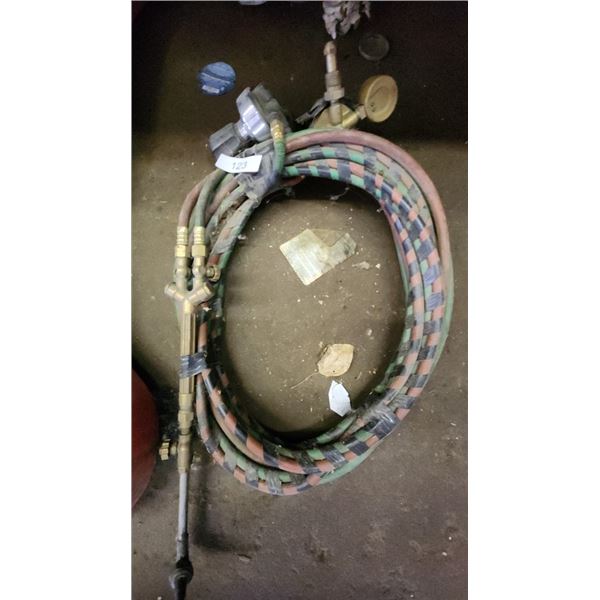 Oxygen & Acetylene Torch With Hose & Gauges