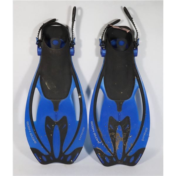 BODY GLOVE FLIPPERS