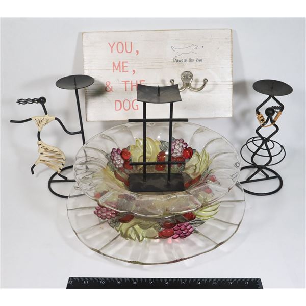 LARGE FLAT OF HOME DECOR, CENTERPIECE