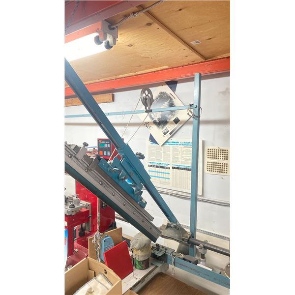 HAND PRINTING TABLE WITH ONE ARM SQUEEGEE FOR 4' X 8' PRINTS, SQUEEGEE INCLUDED -APPROX.