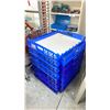 Image 3 : THIRTEEN BLUE U.S.B 26" X 22" PLASTIC STACKABLE PRINT DRYING RACKS