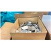 Image 3 : MACARON INC BUTTON MAKING MACHINE WITH FIVE BOXES OF BUTTONS