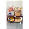 Image 1 : BURGUNDY WORK SURFACE WITH PACKING AND SHIPPING SUPPLIES
