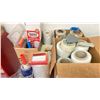 Image 2 : BURGUNDY WORK SURFACE WITH PACKING AND SHIPPING SUPPLIES