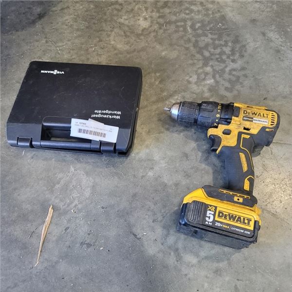 DEWALT 20V DRILL WITH 5AH BATTERY AND MULTI TOOL SET IN CASE