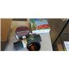 Image 2 : BOX OF ASSORTED COLLECTIBLE ITEMS