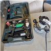 Image 1 : NAILER IN CASE AND ROUTER