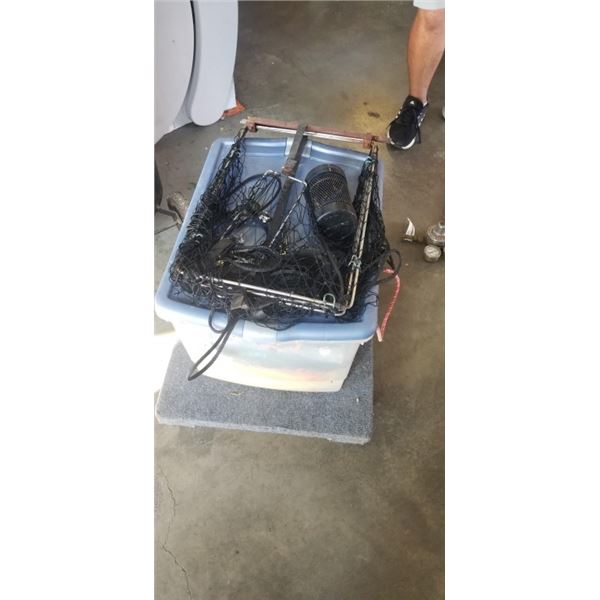 3 PRAWN AND 1 CRAB TRAPS